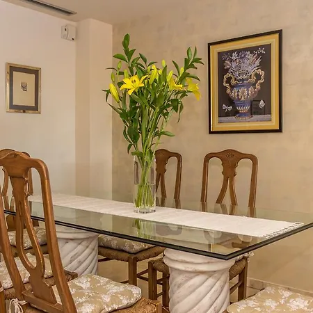Apartamento Trocadero Beach Апартаменты *